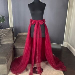 Women’s Wine Red Detachable Train Tulle Mesh One Size Fits All NEW